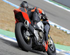 Aprilia_RSV4_Factory_APRC_2011_21