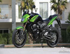 Kawasaki_Z750R_2011_04